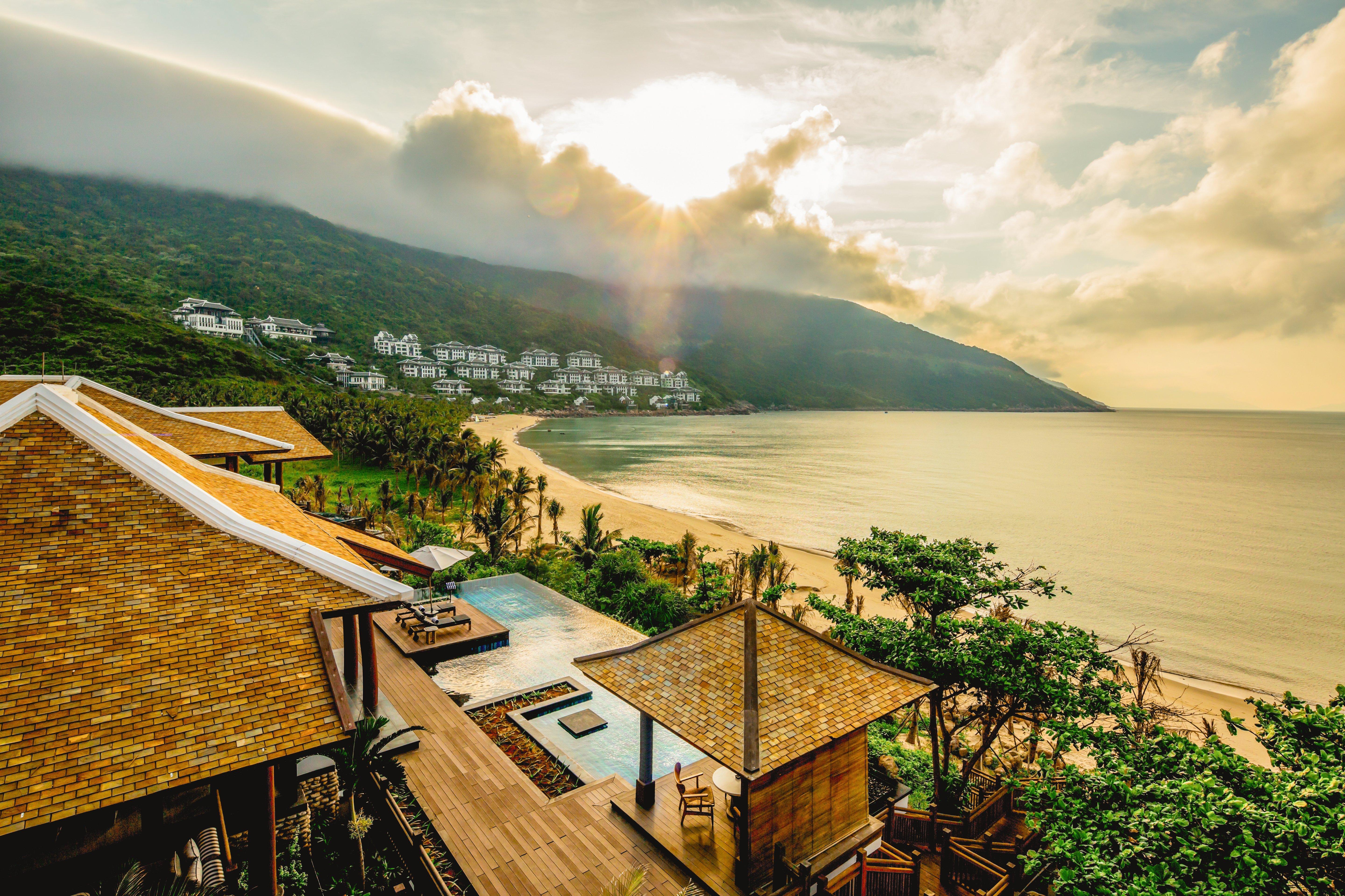 Intercontinental Danang Sun Peninsula Resort By Ihg Exterior foto